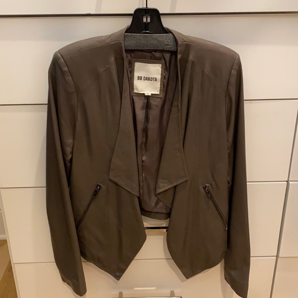 NWOT bb Dakota real leather jacket